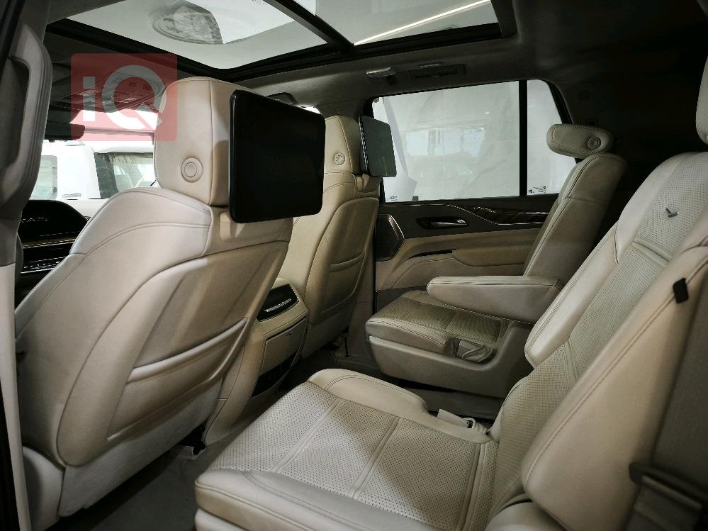 كاديلاك اسكاليد